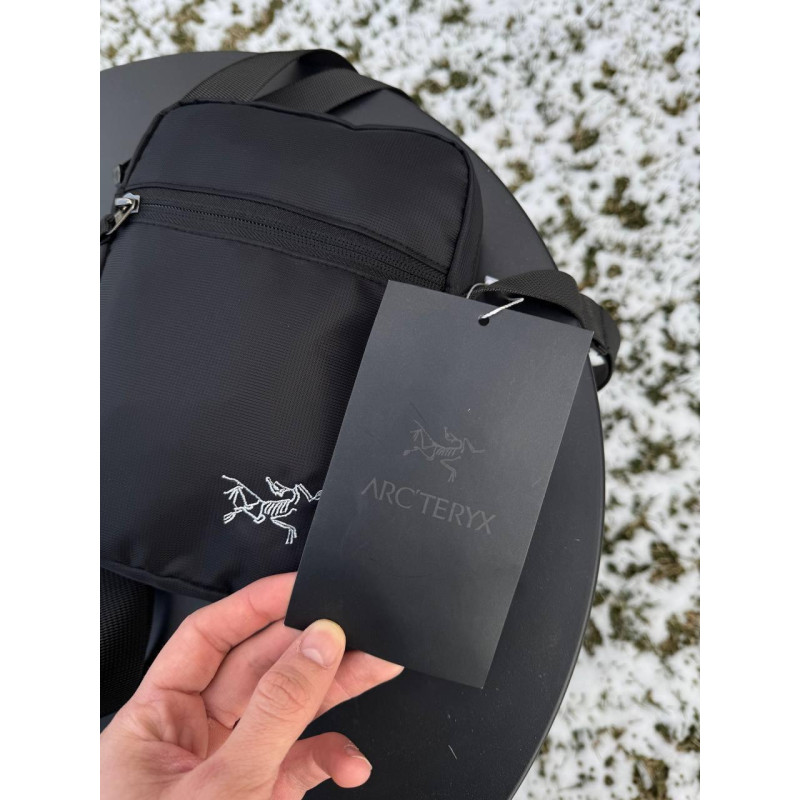 Сумка Arcteryx GORE-Tex чорна сумка через плече спортивний месенджер чоловічий Арктерикс барсетка через плече Арк чоловіча сумка A