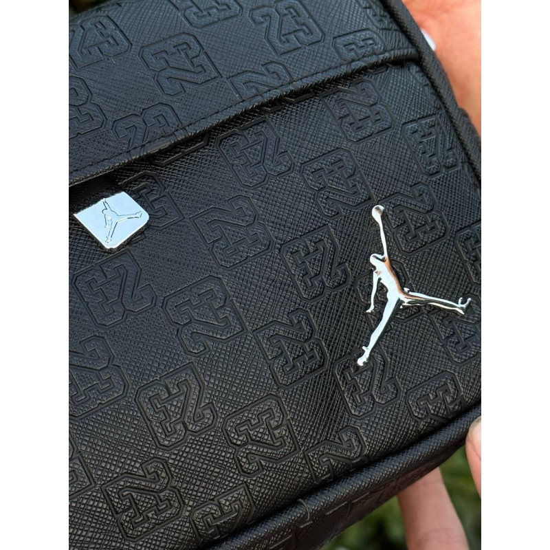 Сумка Jordan 23 monogram через плече месенджер Джордан Монограм барсетка шкіряна Майкл Джордан біла