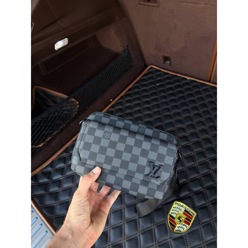 Сумка Louis Vuitton чоловіча спортивна сумка Лв через плече месенджер Луї Віттон Барсетка шкіряна LV чорна чоловіча через плече Су