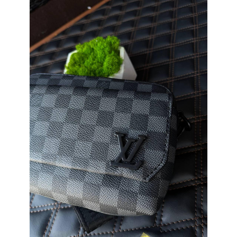 Сумка Louis Vuitton чоловіча спортивна сумка Лв через плече месенджер Луї Віттон Барсетка шкіряна LV чорна чоловіча через плече Су