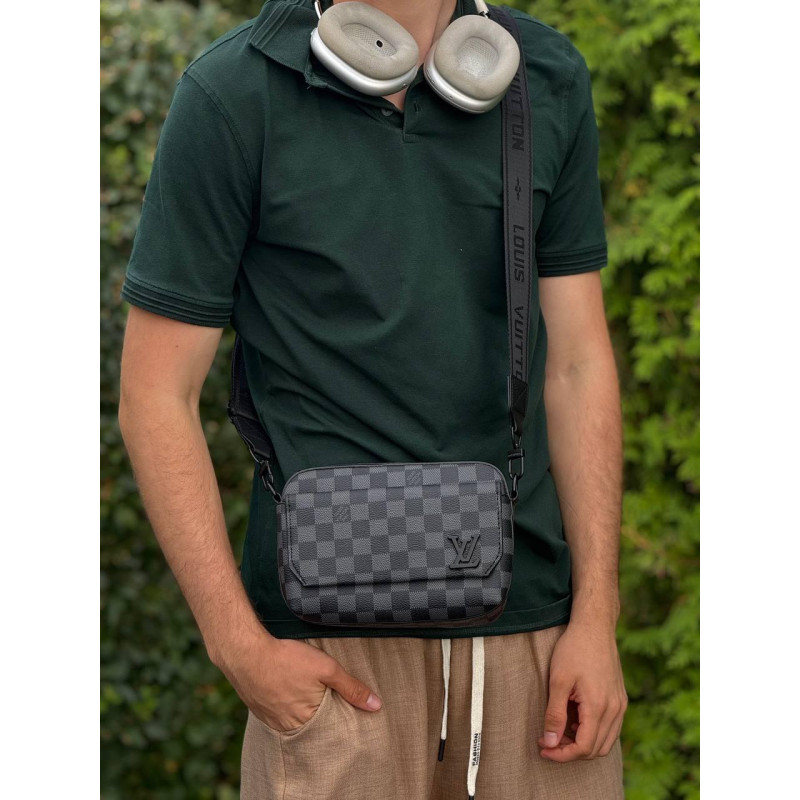 Сумка Louis Vuitton чоловіча сумка через плече Лв спортивна шкіряна барсетка Луї Віттон через плече месенджер LV