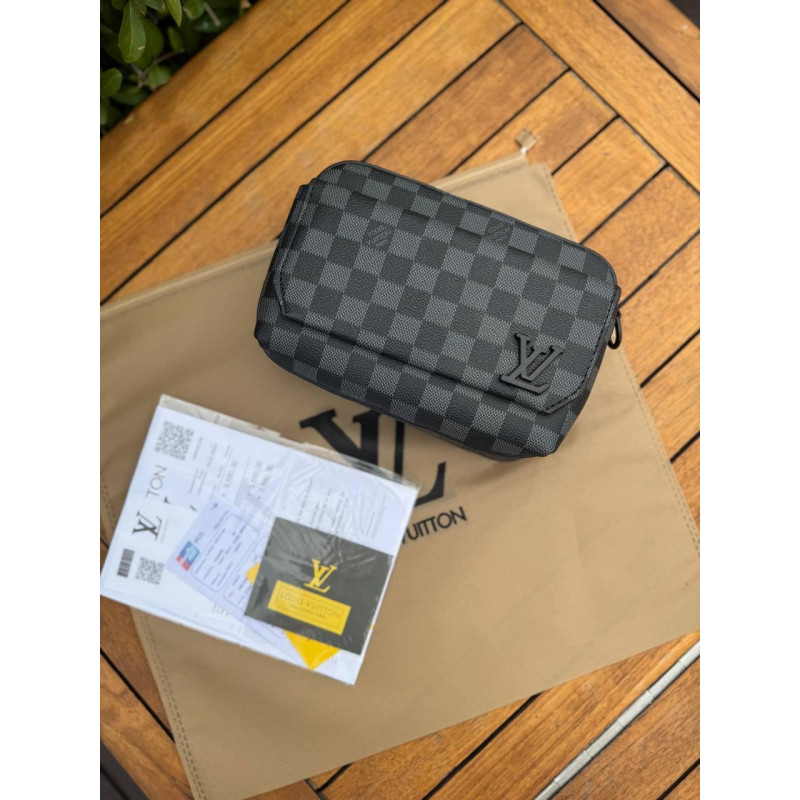 Сумка Louis Vuitton чоловіча сумка через плече Лв спортивна шкіряна барсетка Луї Віттон через плече месенджер LV