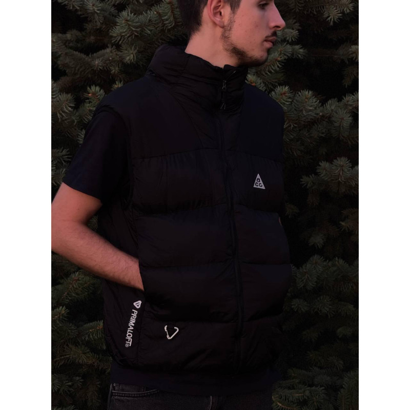 Жилетка Nike X ACG чоловіча чорна безрукавка Найк Асдж осінь жилетка куртка Найк зелена