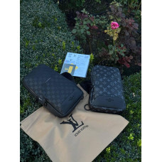 Сумка Louis Vuitton слінг чоловіча спортивна сумка через плече ЛВ Слінг чорний шкіряний чоловічий Луї Вітон LV SLING