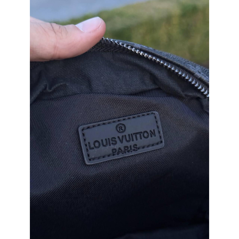 Сумка Louis Vuitton слінг чоловіча спортивна сумка через плече ЛВ Слінг чорний шкіряний чоловічий Луї Вітон LV SLING