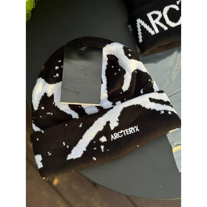 Шапка Arcteryx чорна чоловіча шапка на зиму Арктерикс зимова чорна шапка тепла Арка чоловіча спортивна
