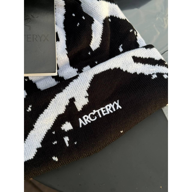 Шапка Arcteryx чорна чоловіча шапка на зиму Арктерикс зимова чорна шапка тепла Арка чоловіча спортивна
