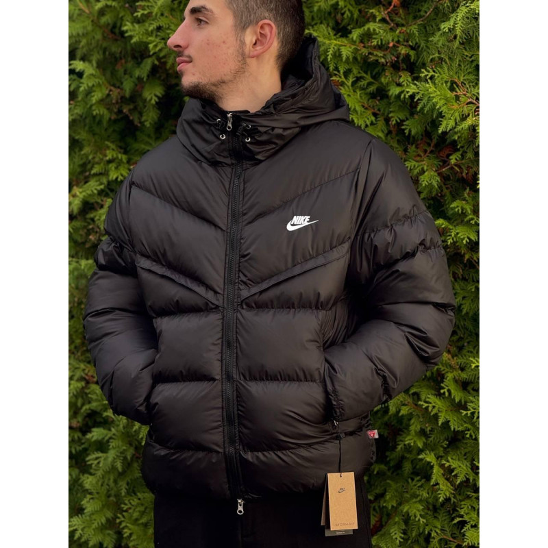 Пуховик Nike Storm Fit чоловіча чорна спортивна куртка Nike black storm fit чоловіча спортивна куртка Nike