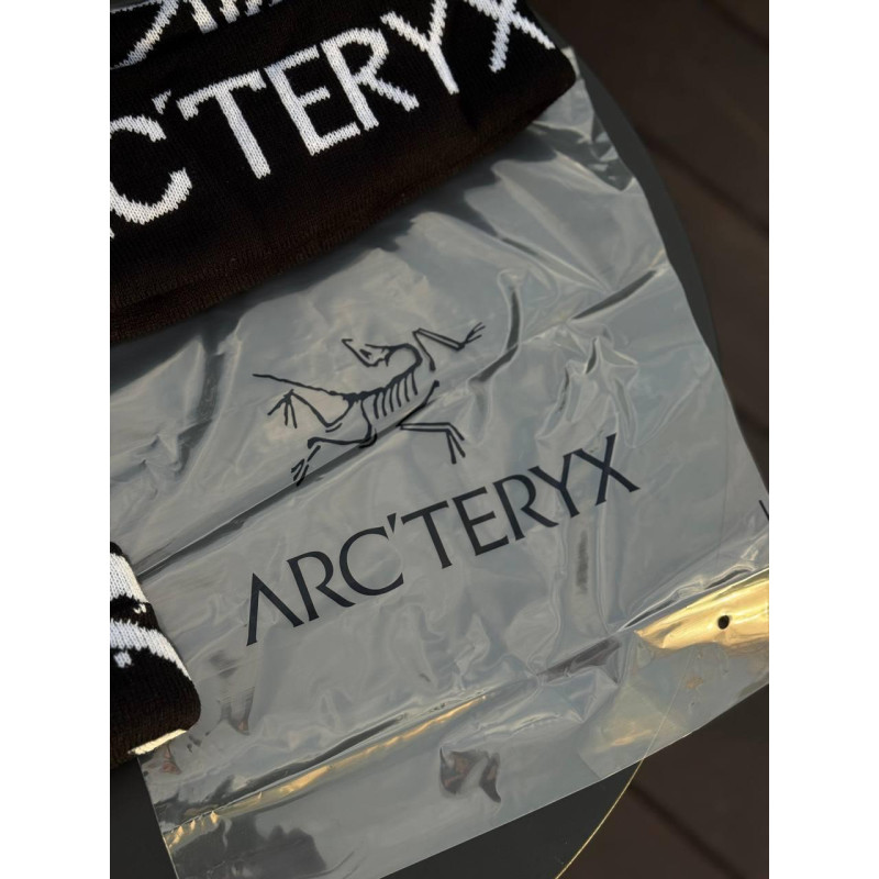 Шапка Arcteryx чоловіча бежева шапка Арк чорна чоловіча зимова шапка Арктерикс зимова Арк
