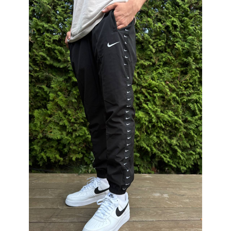 Штани Nike | Стильні спортивні та повсякденні штани для комфорту, активного відпочинку та тренувань найк NIKE
