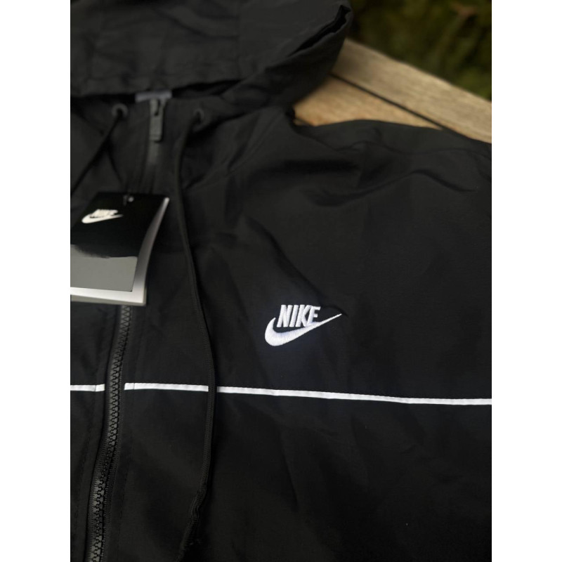Вітровка Nike чоловіча чорна спортивна ветровка на весну Найк на гортексі водовідштовхувальна Найк Сб