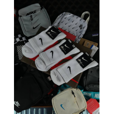 Зимові шкарпетки Nike | Теплі, зручні та стильні шкарпетки для холодної погоди від Найк