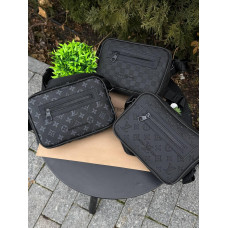 Сумка Louis Vuitton чорна чоловіча барсетка Лв спортивна шкіряна сумка Луї Вітон через плече LV