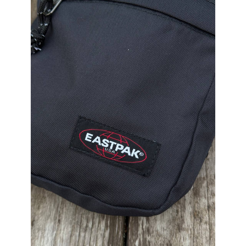 Месенджер через плече Eastpak | Стильна, зручна та міцна сумка для міста, подорожей і навчання істпак