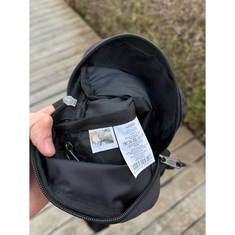 Месенджер через плече Eastpak | Стильна, зручна та міцна сумка для міста, подорожей і навчання істпак