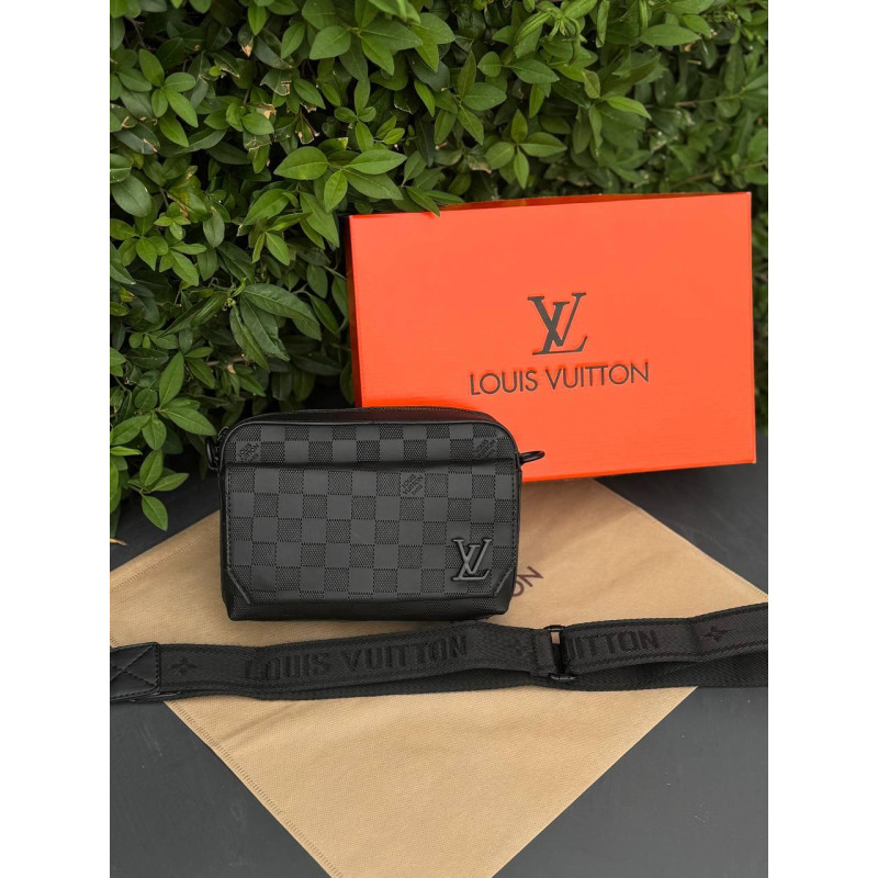 Сумка мужская через плечо Louis Vuitton, компактная кроссбоди 22×16 см, экокожа, 3 отделения