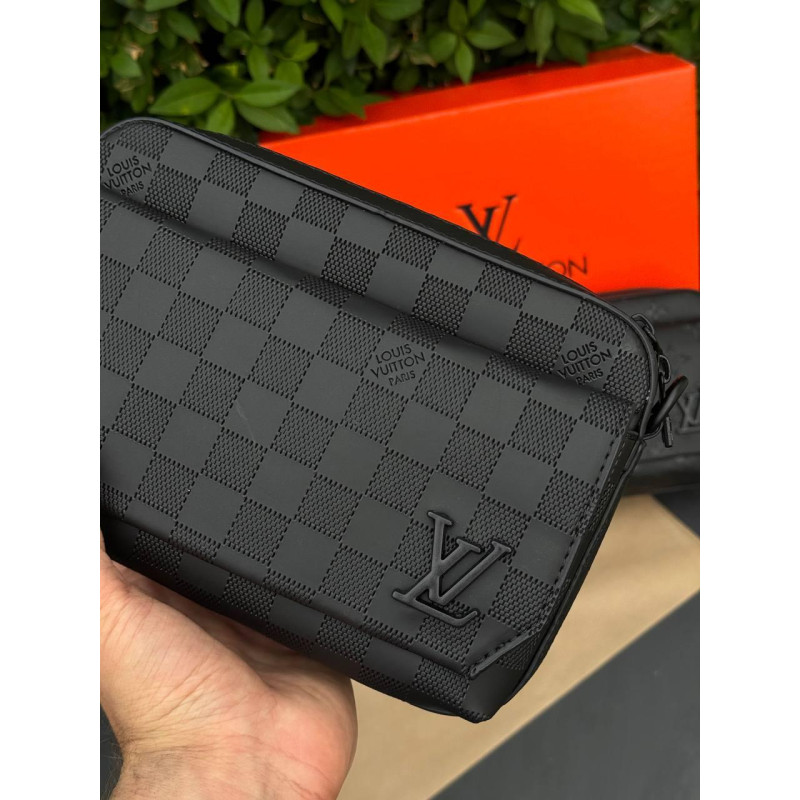Чоловіча сумка через плече Louis Vuitton, чорна шахова кроссбоді 22×16 см з екошкіри, 3 відділення