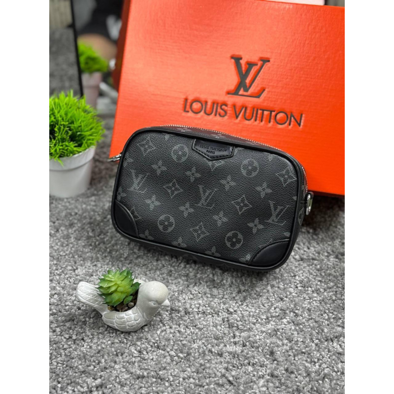 Чоловіча сумка через плече Louis Vuitton чорна, компактна кроссбоді з екошкіри 20×15 см, стильна барсетка з монограмою