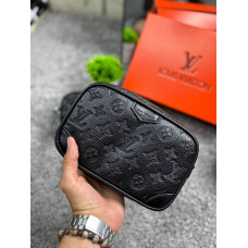 Чоловіча сумка через плече Louis Vuitton з тисненням, чорна кросбоді з екошкіри 20×15 см, преміальний дизайн з монограмою