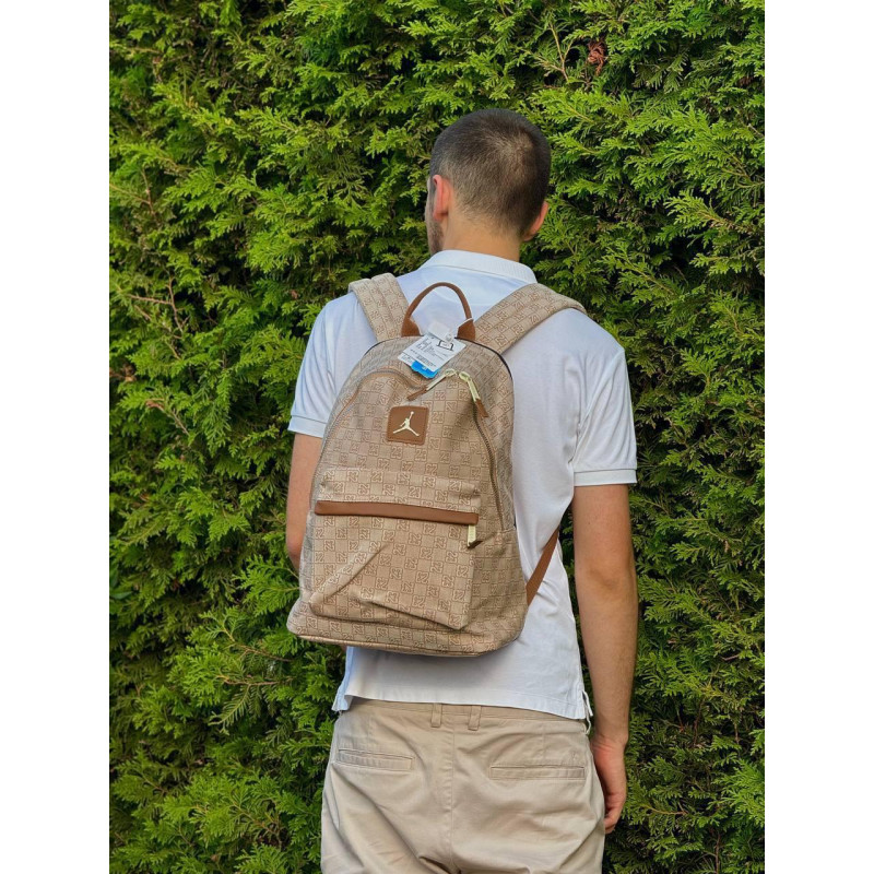 Чоловічий рюкзак Jordan Monogram бежевий 44×31 см — стильний текстильний backpack Джордан з тисненням