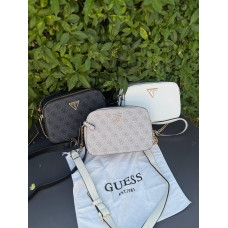 Сумка Guess жіноча через плече з екошкіри 23×15 см — стильна брендова кросбоді Guess з фірмовим логотипом