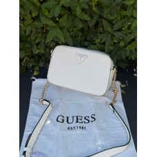 Сумка Guess жіноча через плече біла 23×15 см - стильна кроссбоді Guess з екошкіри, компактна повсякденна сумочка Гесс