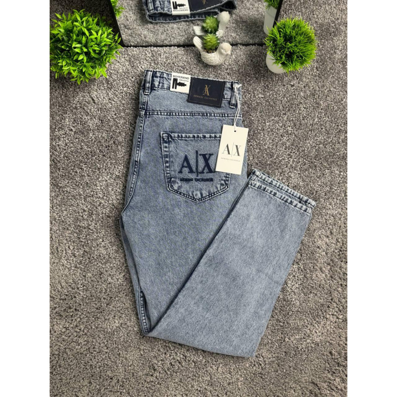 Чоловічі джинси MOM Armani Exchange A|X світлі — прямий крій, стиль boyfriend, щільний денім, джинси з вишивкою, розміри 29–38