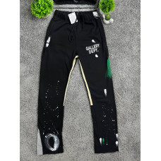 Чоловічі спортивні штани Gallery Dept Flared Pants (Галлері Депт) чорні з принтом і ефектом бризок фарби S M L