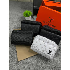 Чоловіча сумка через плече Louis Vuitton чорна та біла Луї Віттон екошкіра 22х16 см з тисненням та в шахівницю